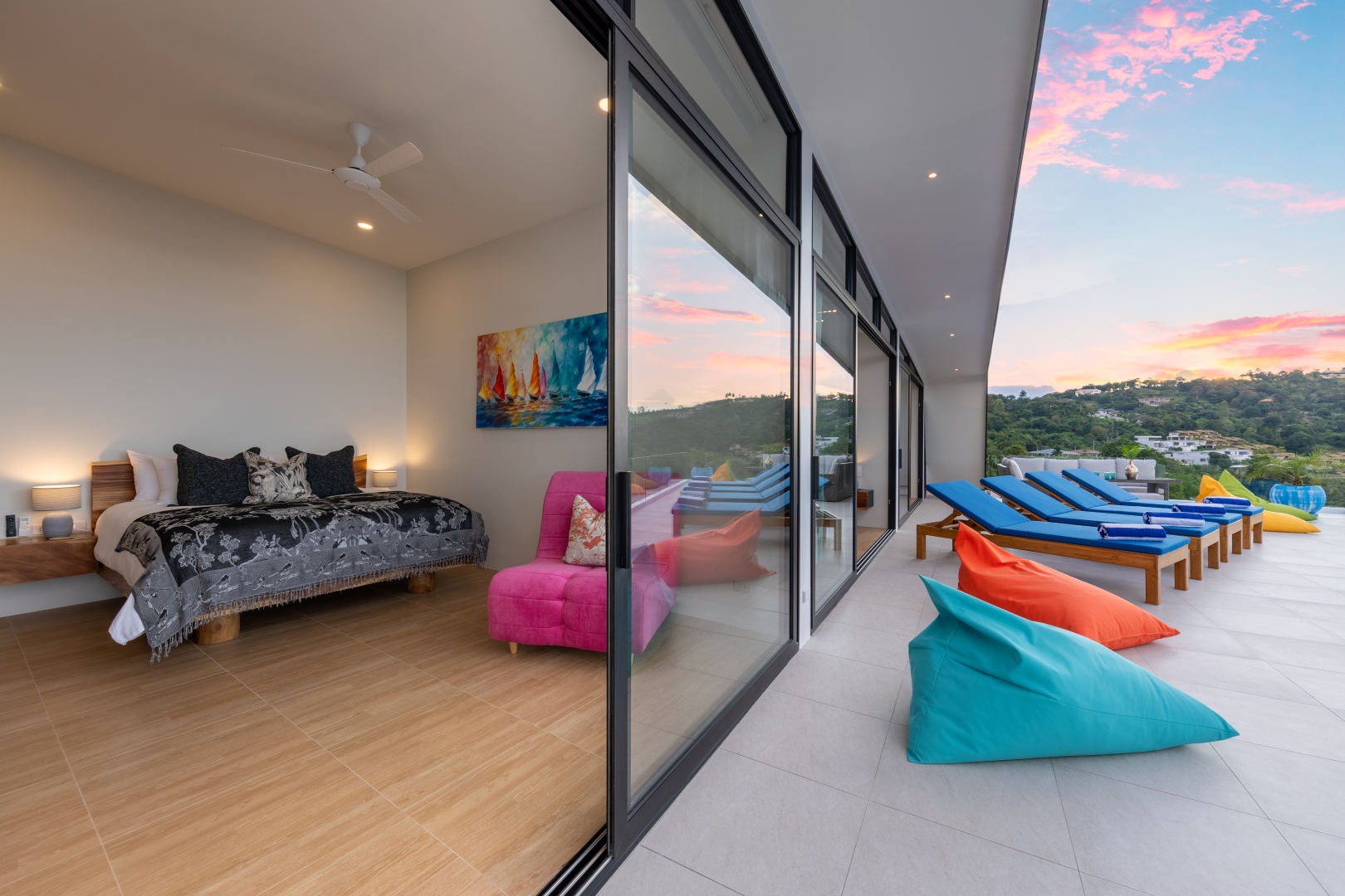 Villa photo 2