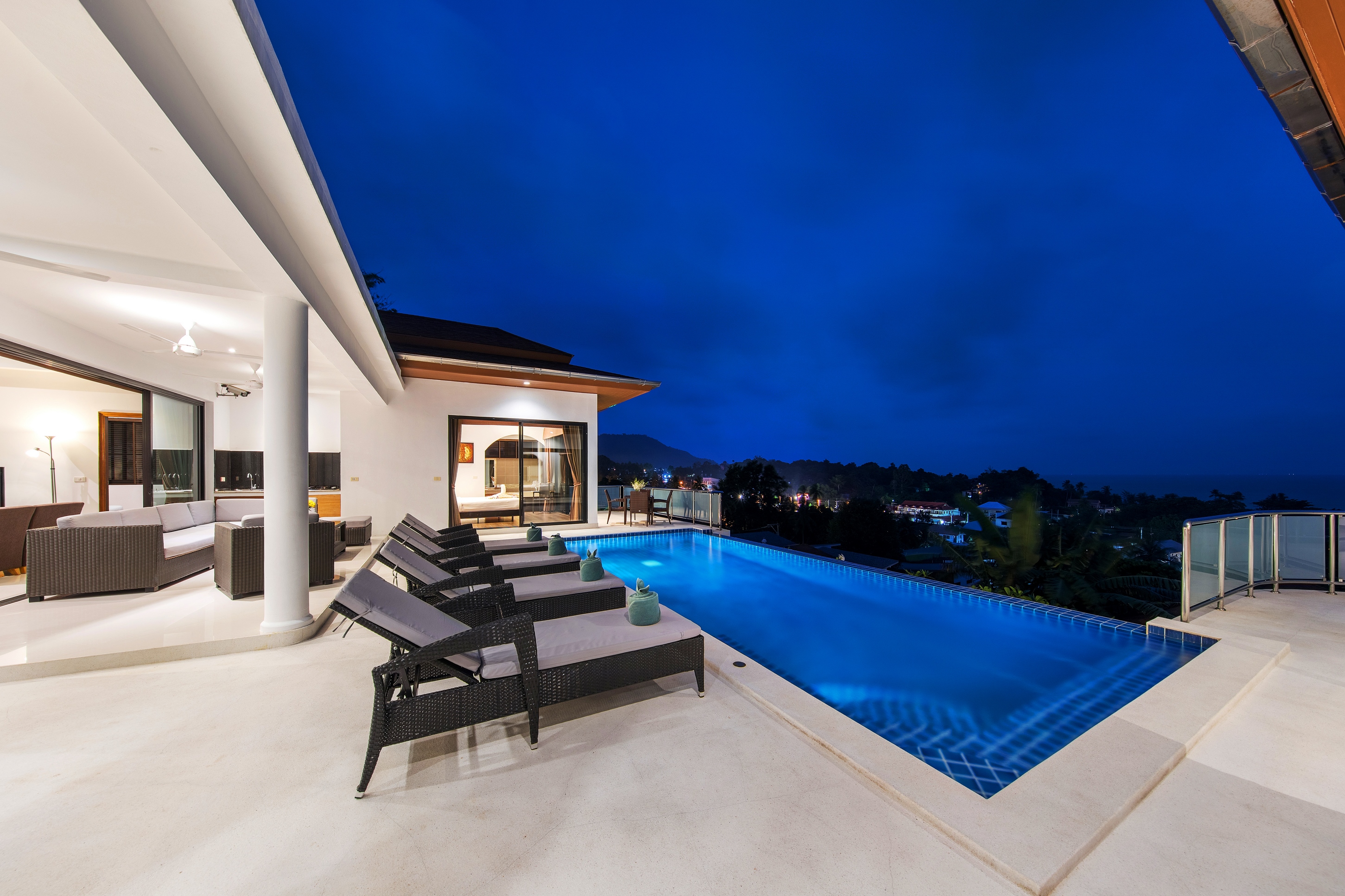 Sunny Banks Villa